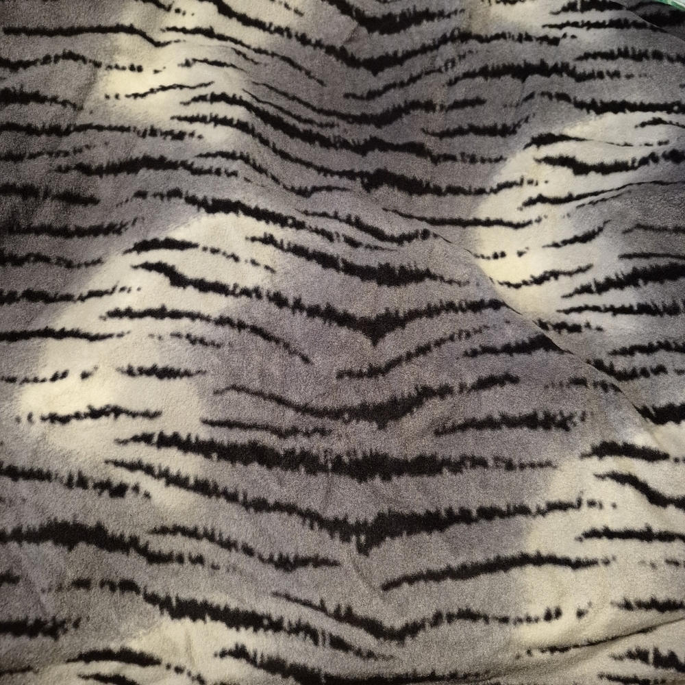 Fleece fitted Crib or toddler bed sheet, New 2 tone gray and black animal print
